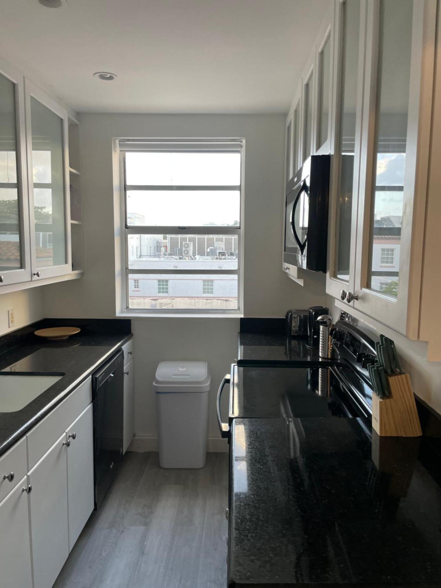 Tropical Haven Pool & 2blocks To Apartamento *