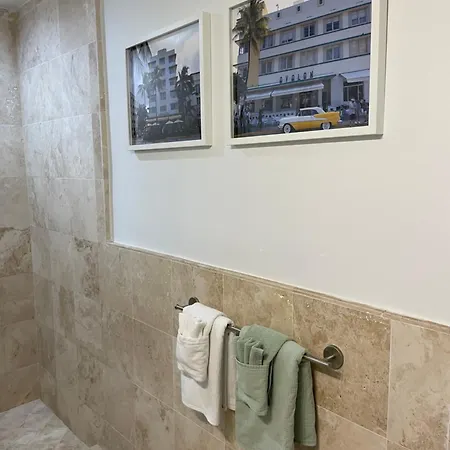 Tropical Haven Pool & 2Blocks To Beach Miami Beach Exterior photo